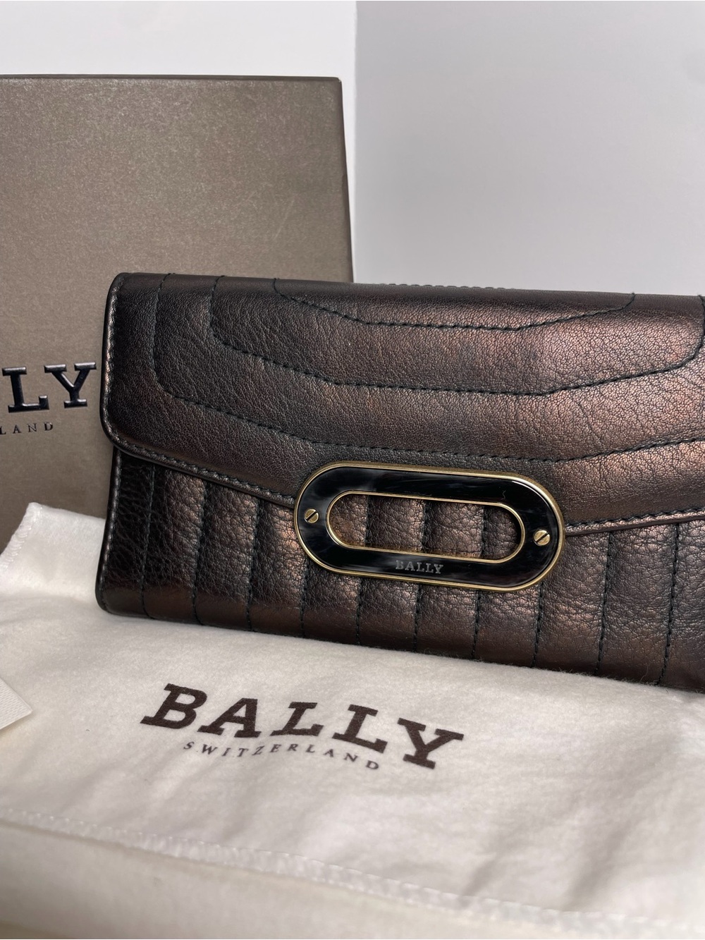 Bally Quilted Metallic Leather Clutch Organizer wallet with tortoise detail full